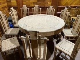Bộ bàn ghế ăn 100% gỗ kate nguyên khối