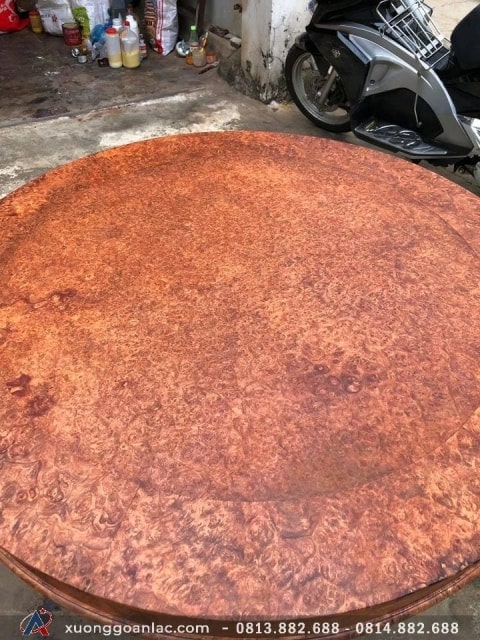 Mặt bàn nguyên tấm dày 2 phân gỗ nu Hương