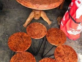 Bộ bàn ăn gỗ nu hương độc nhất vô nhị