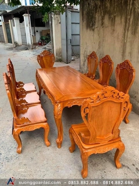 Bàn ghế ăn mẫu Louis gỗ gõ đỏ 8 ghế - Cô Hiền, Hải Dương