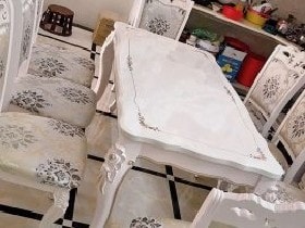 Bộ bàn ăn mặt đá cao cấp Nhập Khẩu nguyên chiếc tông màu trắng
