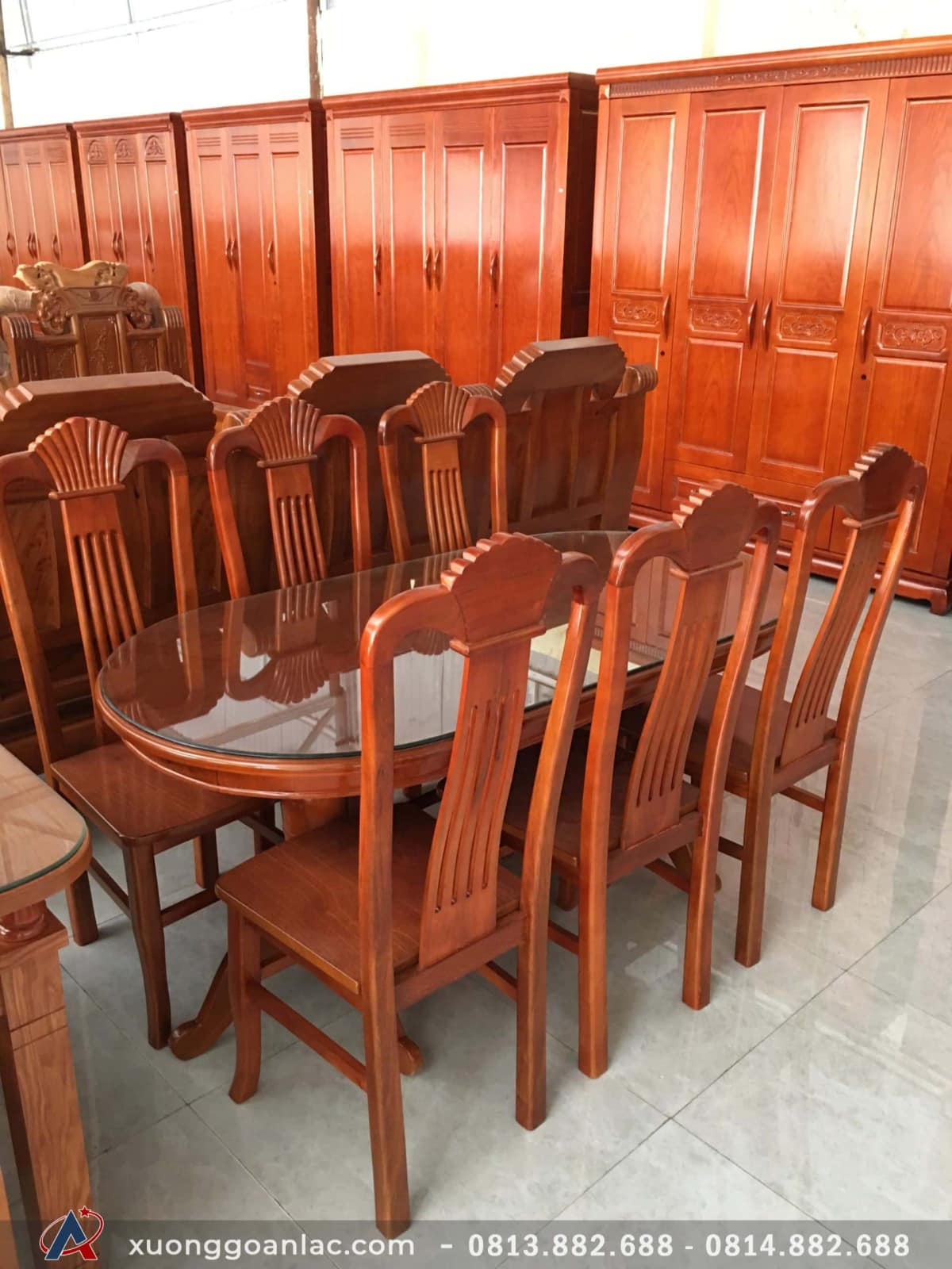 Bộ bàn ghế ăn gỗ xoan đào mẫu bàn bầu dục 6 ghế