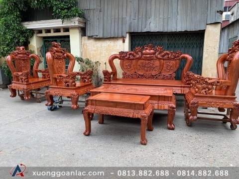Bộ sản phẩm nội thất chế tác từ 100% gỗ hương đá quý hiếm, gia tăng ý nghĩa phong thuỷ và giá trị của bộ Minh Quốc Nghê Rồng