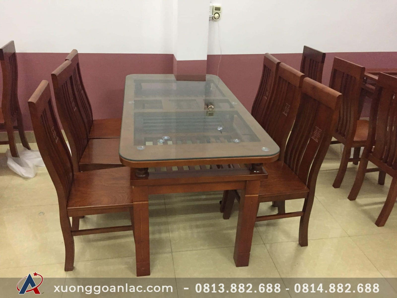 Bộ bàn ăn 2 tầng 6 ghế gỗ xoan hàng đặt của Nhà hàng Nam Phương (Điện Biên)
