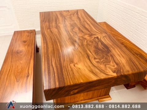 Bộ bàn ghế 3 tấm nguyên khối gỗ hương Nam Phi (Anh Nghĩa, Hà Nội)
