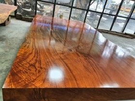 Phản gỗ gõ đỏ nguyên khối cực khủng 446x263x25cm (Anh Dương, Nam Định)