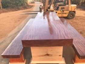 Bộ bàn ghế K3 gỗ Cẩm Hồng siêu vân (Anh Tuấn, Đồng Nai)
