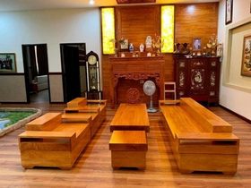 Bộ sofa nguyên khối gỗ gõ đỏ kiểu chữ H ( Chú Thành - Tuyên Quang )
