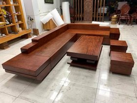 Sofa gỗ cẩm hồng nguyên khối ( Chú Tỉnh - Nam Định)