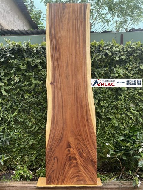 Bàn gỗ me tây nguyên khối 2m75(anh Kiên – Thái Nguyên)