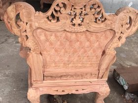 lưng ghế bộ hoàng gia chú Manh