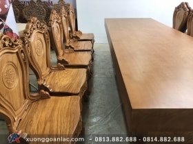 ghế để nguyên màu gỗ phun pu
