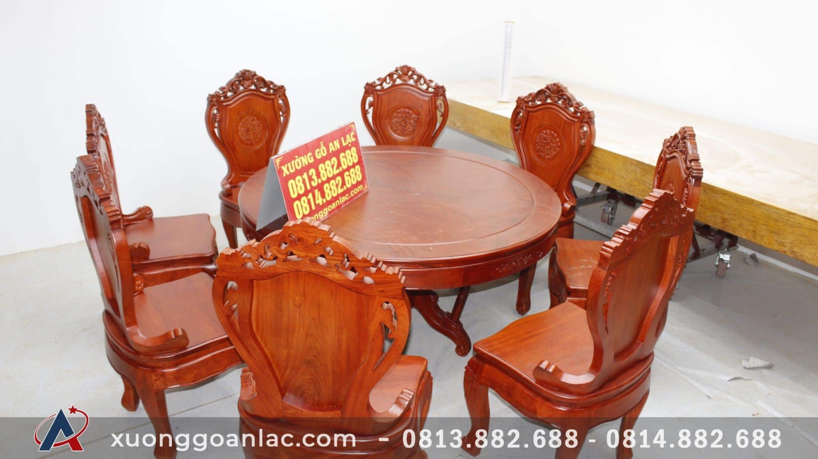 Bộ bàn ăn tròn gỗ hương đá 8 ghế (chị Liên - Thái Nguyên)