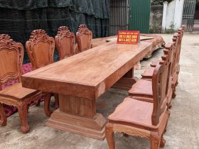 Bộ bàn ăn nguyên khối gỗ hương đá 8 ghế mặt tràn siêu vip