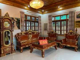 Bộ bàn ghế Louis Hoàng Gia chân 16 gỗ hương đá dát vàng Đài Loan