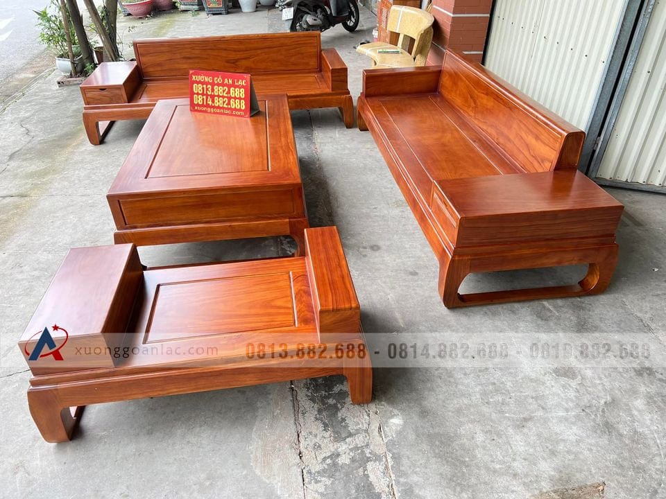Bộ Sofa Gỗ Gõ Đỏ Chân Vòng Choãi Sang Trọng (Anh Tô, Hải Dương) - Xưởng Gỗ  An Lạc