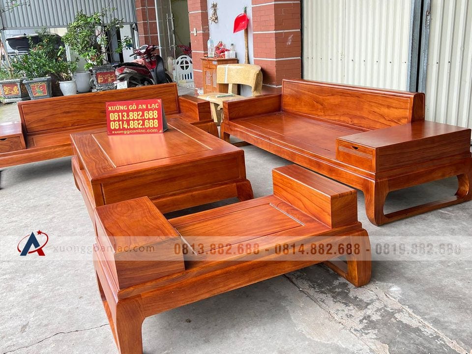 Bộ Sofa Gỗ Gõ Đỏ Chân Vòng Choãi Sang Trọng (Anh Tô, Hải Dương) - Xưởng Gỗ  An Lạc