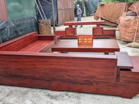 sofa gỗ hương đỏ và kệ tivi nguyên khối