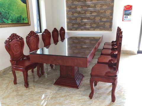 bộ bàn ghế nguyên khối gỗ gõ đỏ tự nhiên