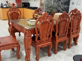 bàn ăn 8 ghế hồng hạt gỗ hương đá