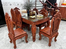 Bộ bàn ăn Hoàng Gia 8 ghế hồng hạt gỗ Hương Đá cao cấp