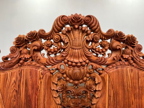 bàn ghế hoàng gia đục tay gỗ hương đá nguyên khối