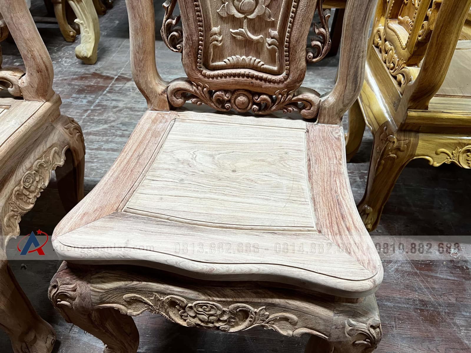 ghế ăn gỗ hương đá vip mẫu hoàng gia hoa hồng