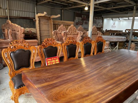 bàn ăn gỗ nguyên khối ghế bọc đệm da cao cấp