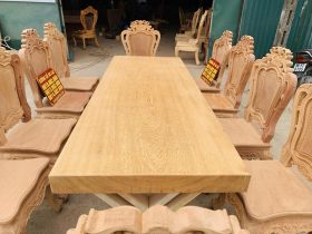 mẫu bàn ăn nguyên khối gỗ gõ đỏ