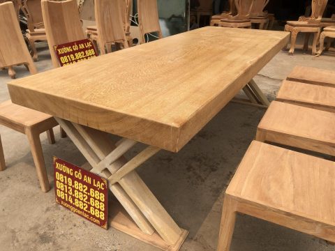 Thiết kế bàn ăn nguyên khối gỗ gõ