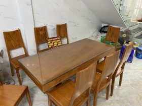 Thiết kế bàn ăn nguyên khối 8 ghế