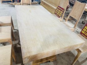 thiết kế bàn nguyên khối gỗ gõ đỏ