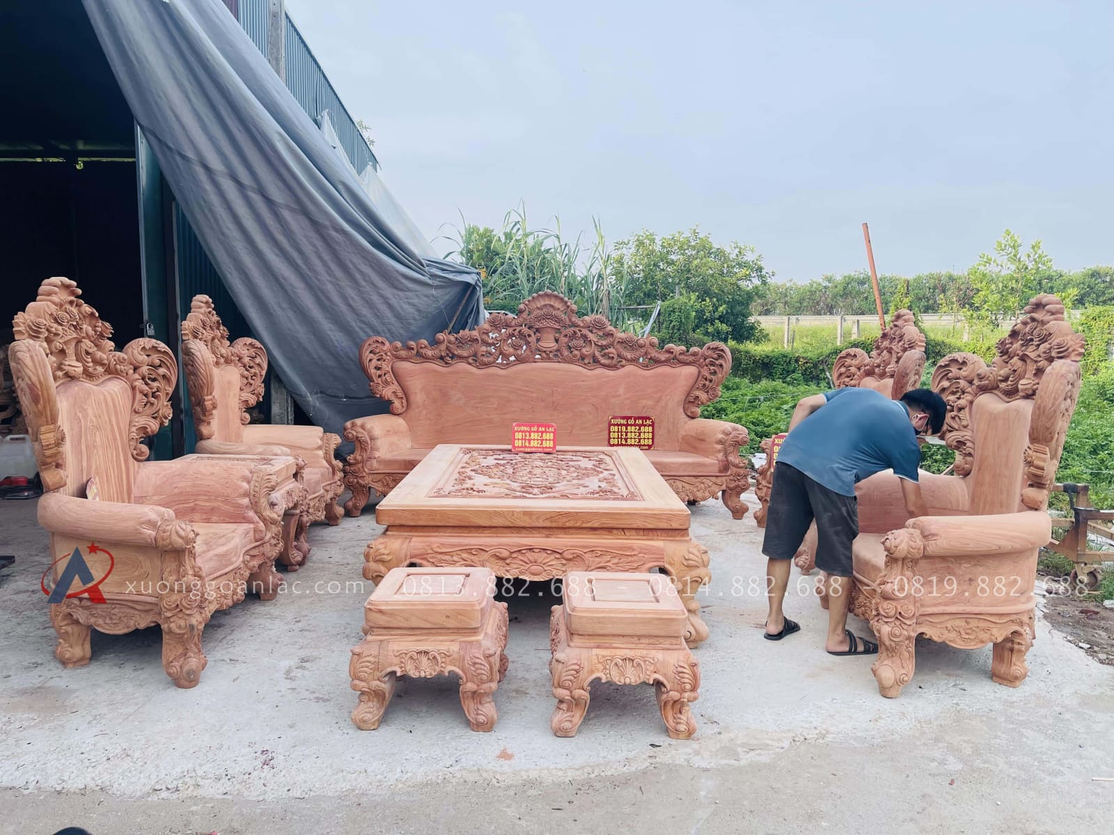 mộc bộ bàn ghế hoàng gia vách tảng 10 món gỗ hương đá