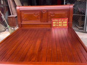 mẫu giường gỗ gõ đỏ