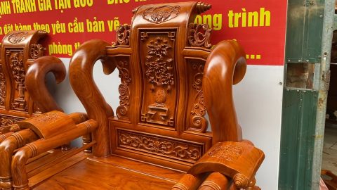 Phần vách ghế đực đục tranh tứ quý