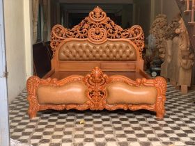 mẫu giường hoàng gia bcj đệm gỗ gõ đỏ