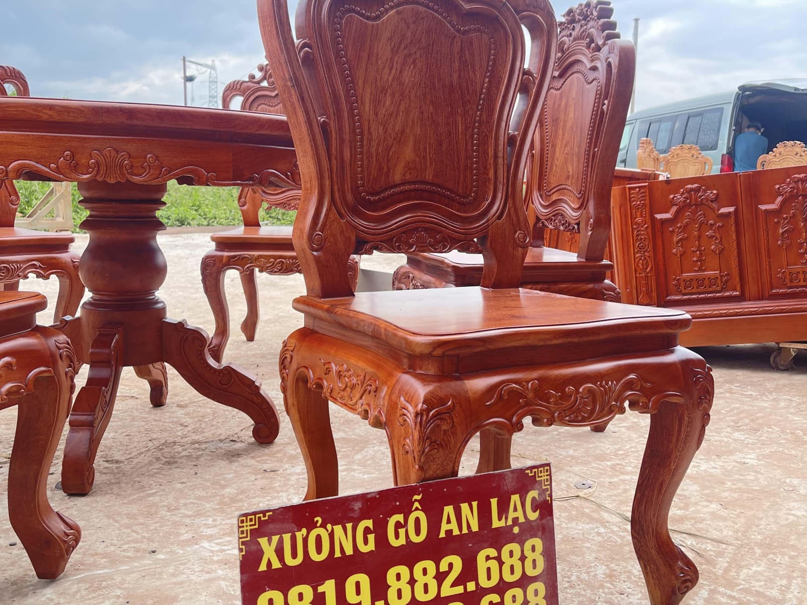 mẫu ghế louis hoàng gia gỗ hương