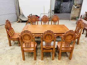 bộ bàn ăn 8 ghế phong cách cổ điển