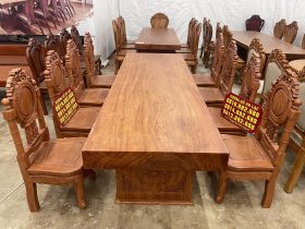 bàn ăn nguyên khối 8 ghế đồng hồ gỗ hương đá