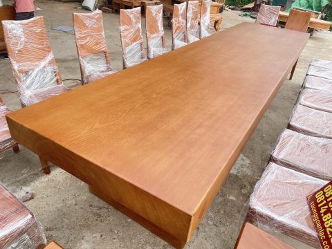 mẫu bàn ăn gỗ gõ nguyên khối