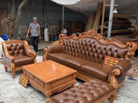 Mẫu sofa bọc đệm sang trọng quý phái , thể hiện đẳng cấp hoàng gia